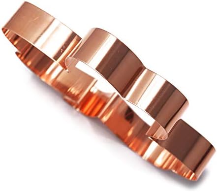 The Fussy Pup Shamrock Cookie Cutter 5 in Copper 1