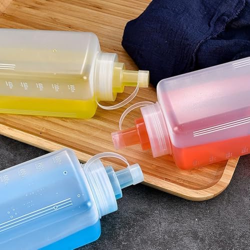 2 Pcs Plastic Squeeze Bottles for Condiments Sauce Oil Vinegar Storage