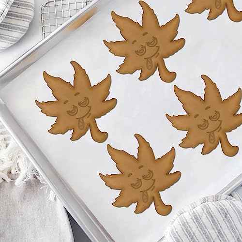 Moose Goods Marijuana Cookie Cutters Set Of 3 Hemp Weed Shaped