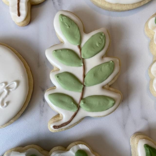 Leaf Cookie Cutter 4 Inch - Baking Tool for Parties