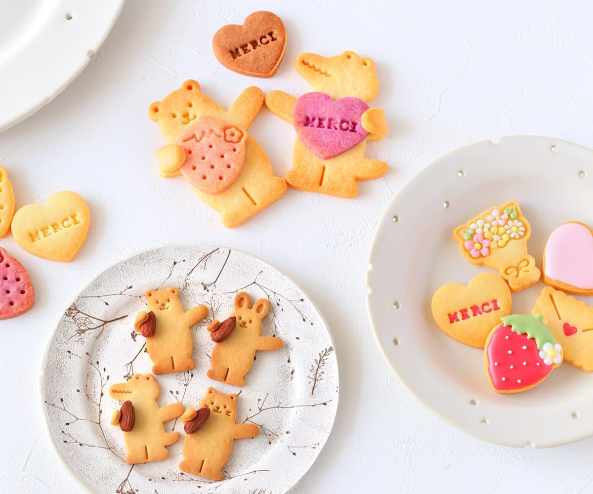8 Pack Cuddly Huggy Animal Cookie Cutters Set