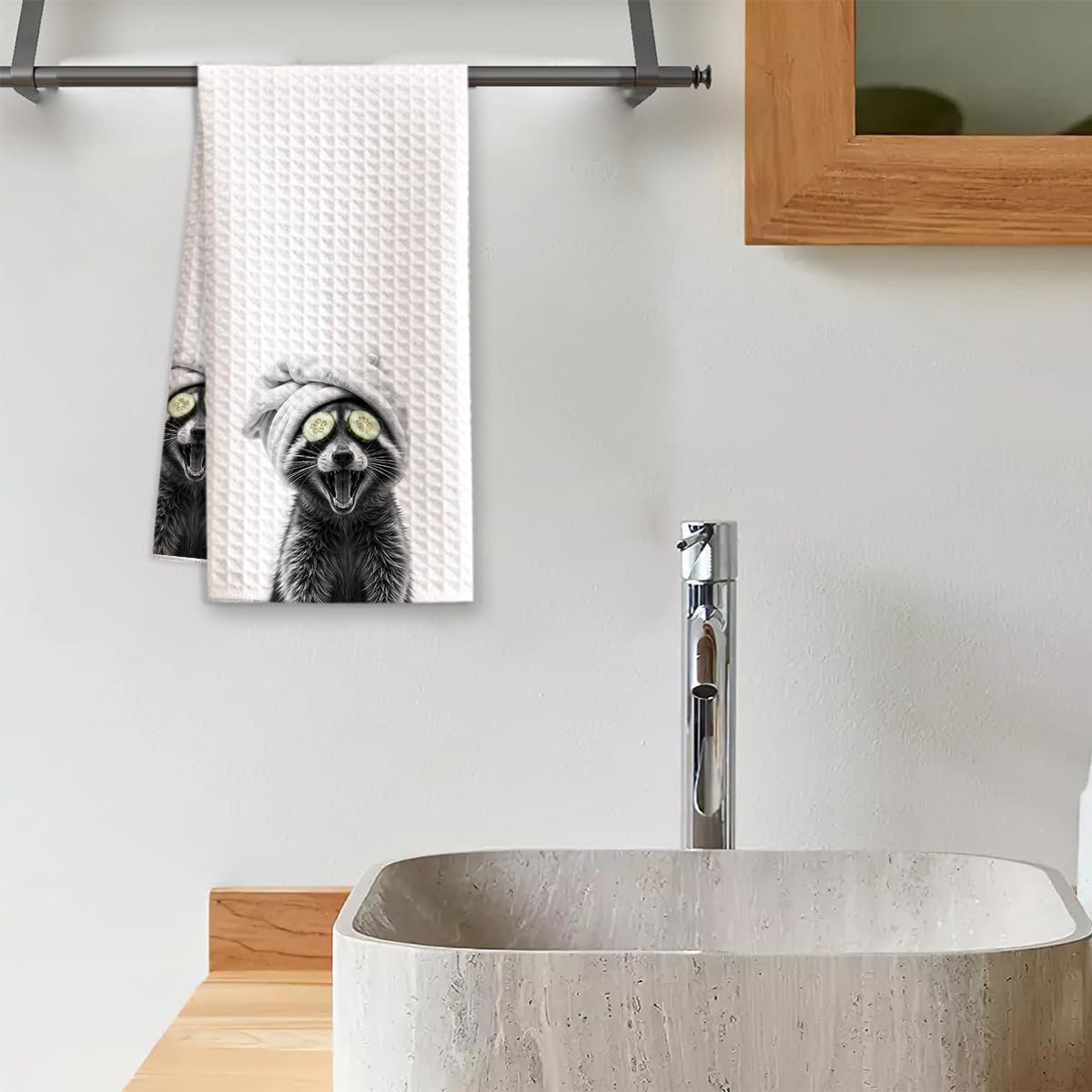 1 PCS Raccoon Hand Towel 16x235 Soft Microfiber