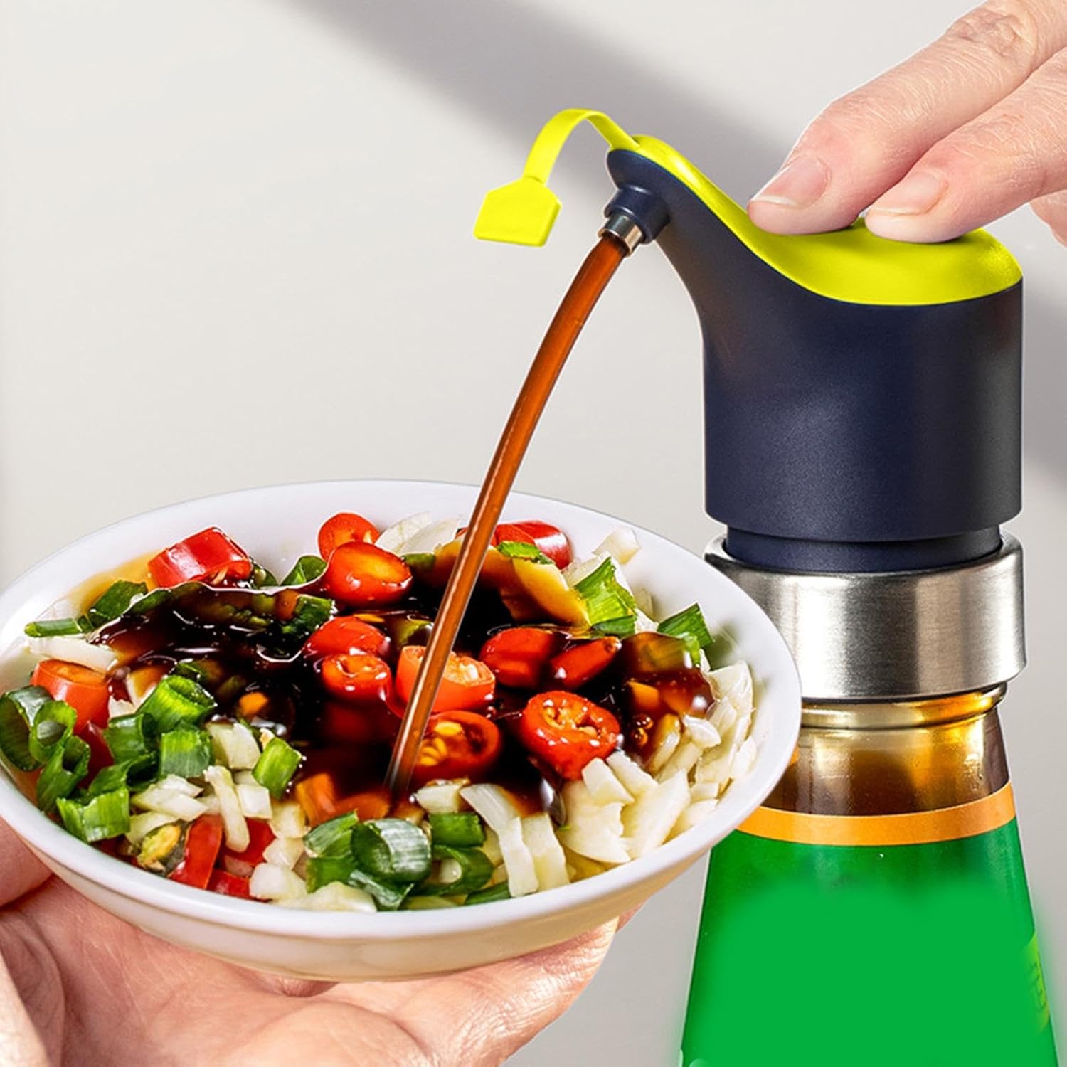 Oyster Sauce Squeezer for Effortless Dispensing