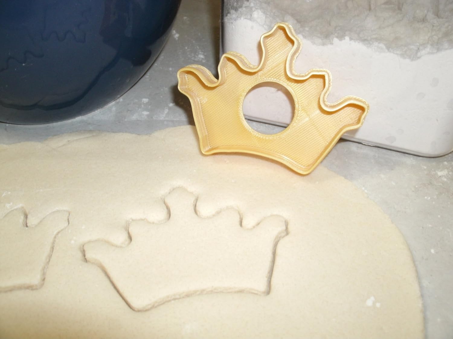 CROWN TIARA ROYAL QUEEN KING PRINCESS PRINCE COOKIE CUTTER MADE IN USA