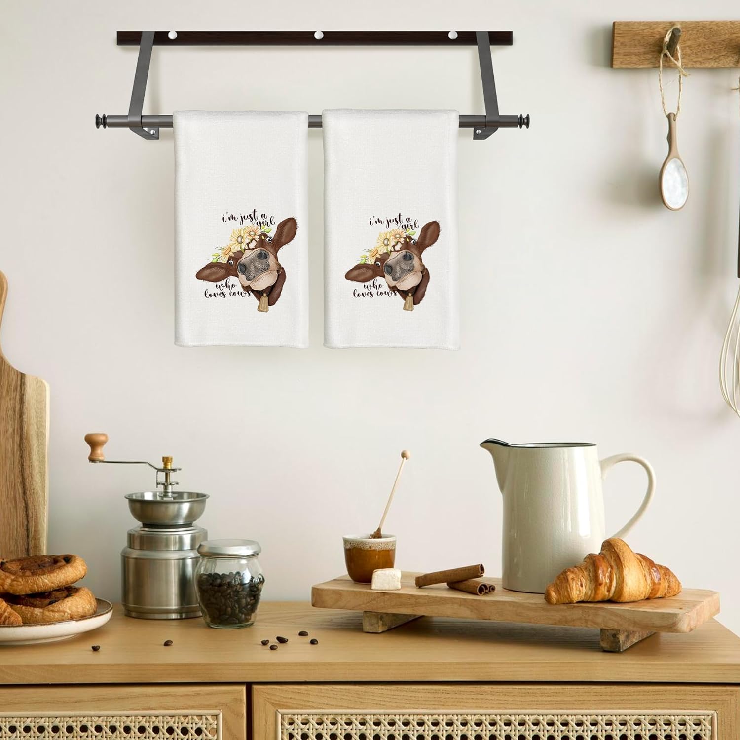 CIOJUNE Farmhouse Cow Kitchen Towel - 16x24