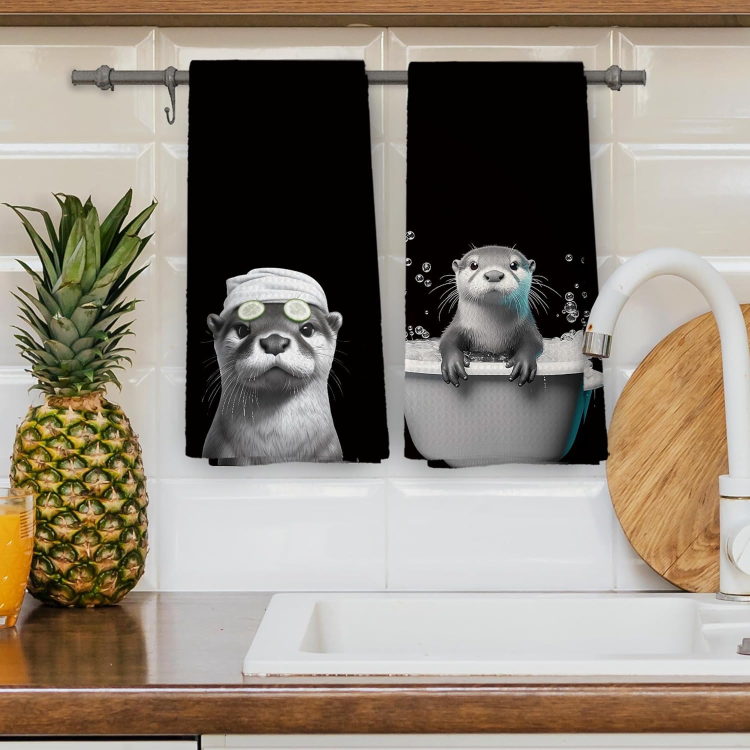 Funny Otter Hand Towels Set of 2 for Kitchen Bathroom