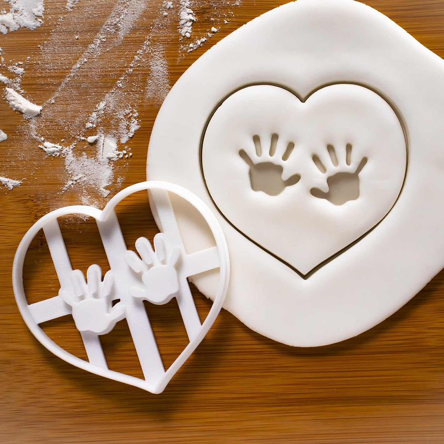 Bakerlogy Baby Hand Prints Cookie Cutter 1 Piece