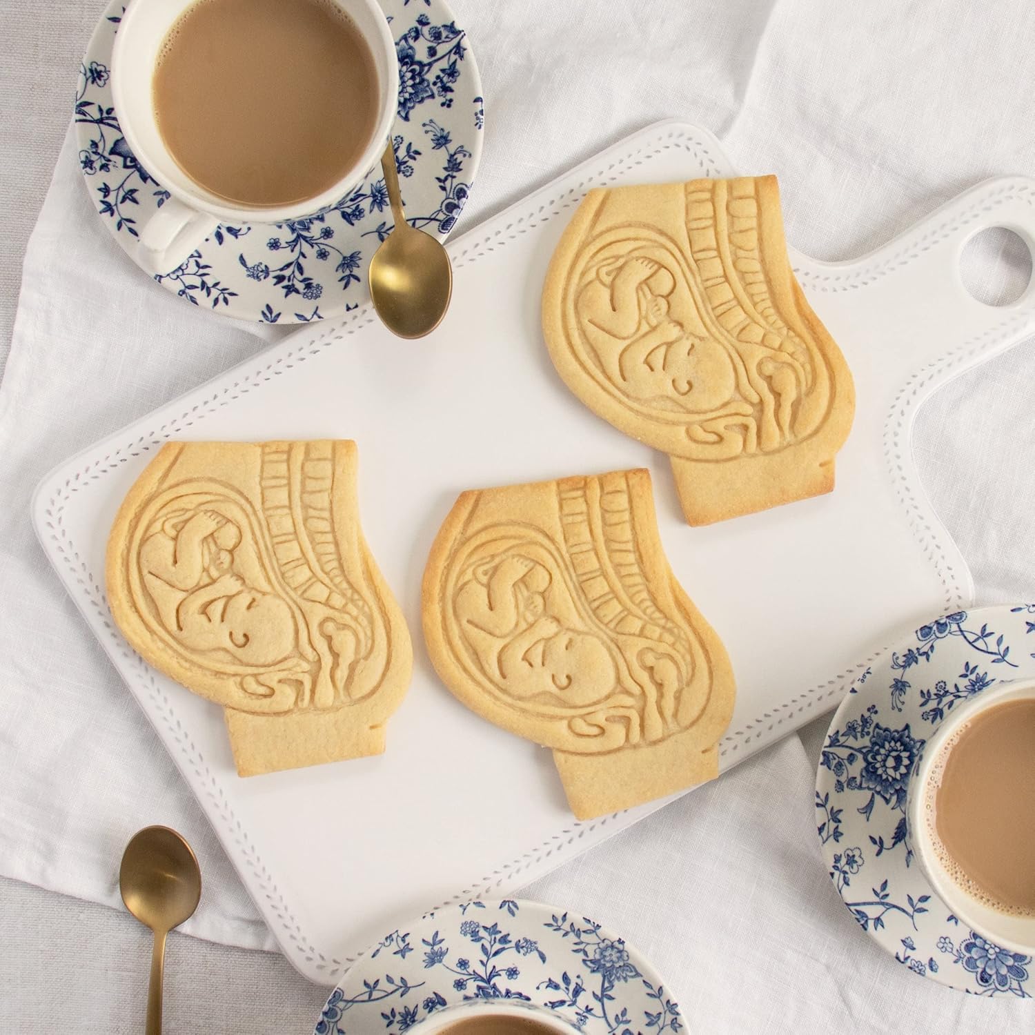 Bakerlogy Pregnant Womb with Foetus Cookie Cutter - 1 Piece